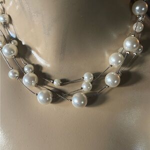 Costume Jewelry- 3 chain pearl choker
